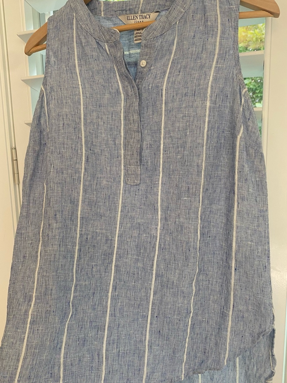 Ellen Tracy Blue Stripe 100% Linen Blouse